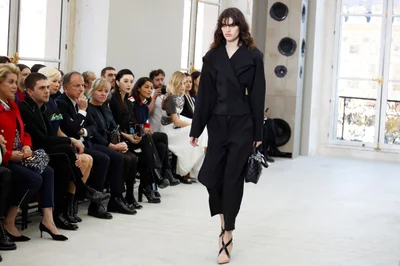 Look 9